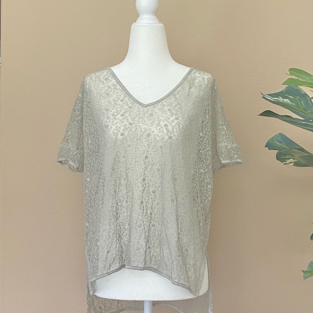 Sheer Lace Detail High Low Tee